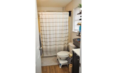 950 NW Fowler Ave, Lake City, FL 32055 - photo 4