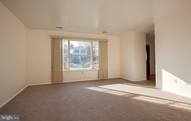 353 Sweetbriar Dr, Harrisburg, PA 17111 - photo 2