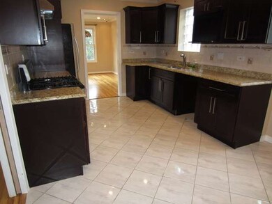 unlisted-address, Chicago, IL 60659 - photo 5