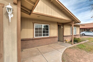 2866 E Dragoon St-6