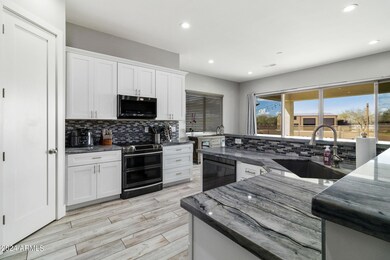 Kitchen with Walk-in Pantry