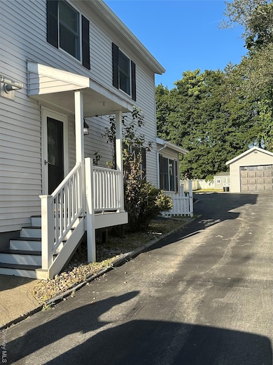 18 Peckham Rd, Poughkeepsie, NY 12603 - photo 3