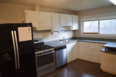 2918 Centre Ct, Indianapolis, IN 46203 - photo 2