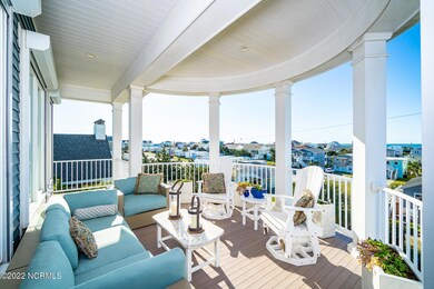 Covered porch off living area