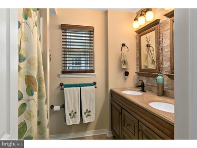 252 W Centre St, Woodbury, NJ 08096 - photo 7