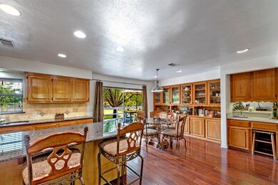 621 Lucky 13 Rd, Pottsboro, TX 75076 - photo 3