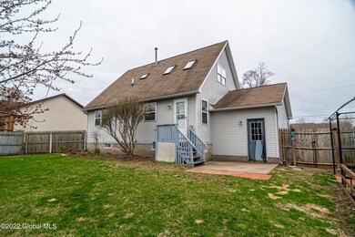 2040 Fiero Ave-5