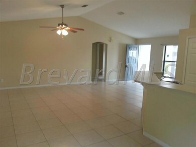 Living/Dining Combination