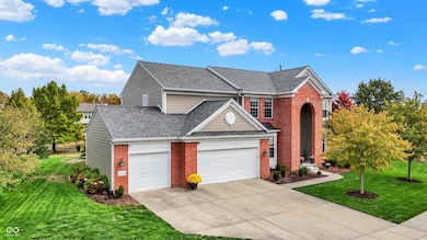 14348 Chariots Whisper Dr, Carmel, IN 46074 - photo 2