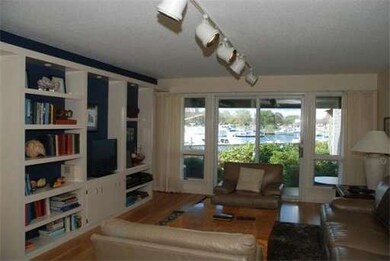 18 Keel de Sac unit 18, Falmouth, MA 02540 - photo 5