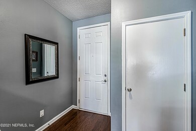 2295 Sunset Bluff Dr, Jacksonville, FL 32216 - photo 6