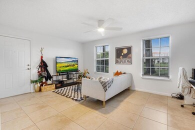 1215 Crystal Way unit K, Delray Beach, FL 33444 - photo 4