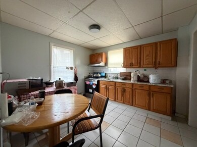 25 Hawthorne St unit 1, Malden, MA 02148 - photo 2