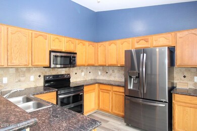 1f29ec96-4750-460c-8407-7dbd6e46b3b9