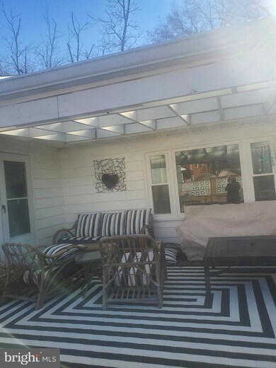 9621 Woodberry St, Lanham, MD 20706 - photo 7