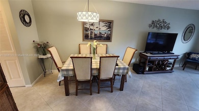 2132 Cambridge F unit 2132, Deerfield Beach, FL 33442 - photo 3