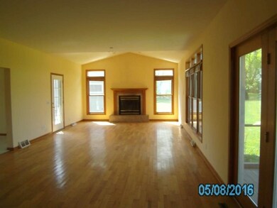 2817 Hollyhock St, Fitchburg, WI 53711 - photo 4