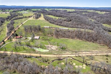 14075 White Oak Rd, Fayetteville, AR 72704 - photo 2