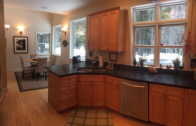 30 Vale Rd unit A, Hartford, VT 05059 - photo 4