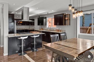 Dining & Kitchen