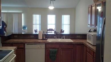 3rd st 032