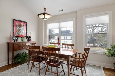 639 N 4th Ave - Dining Area