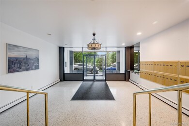 510 Midland Ave unit 3L, Yonkers, NY 10704 - photo 3