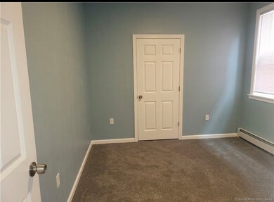 33 Center St unit 2nd Floor, Hartford, CT 06120 - photo 6