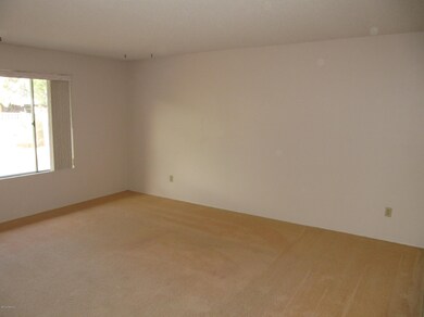 4 Living Room