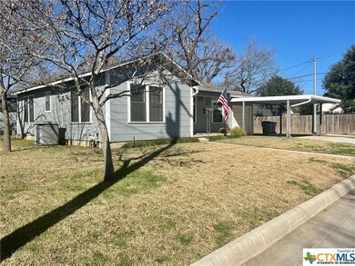 1124 N San Marcos St, Seguin, TX 78155 - photo 3