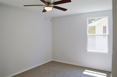 914 N Morris St, Gainesville, TX 76240 - photo 7