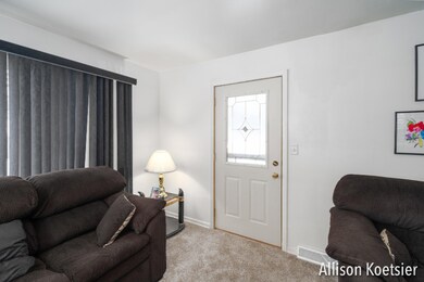 1644 Rossman SE, Grand Rapids, MI 49507-