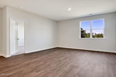 9606LargeOakCourt-04