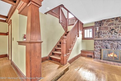03-FOYER