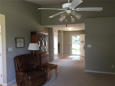 2563 Monarchy Ln, Greenwood, IN 46143 - photo 7