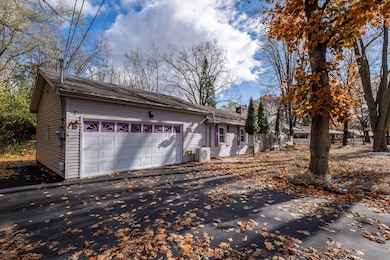 25200 Waycross, Southfield, MI 48033 - photo 3