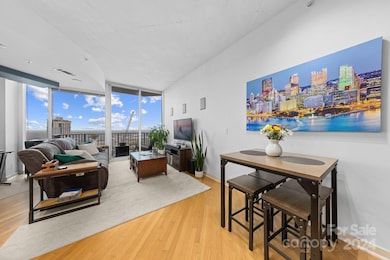 Avenue Condominiums unit 2513, Charlotte, NC 28202 - photo 7