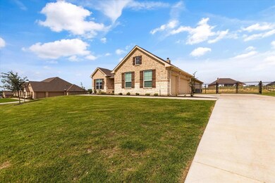 8636 Tucker Dr, Godley, TX 76044 - photo 3
