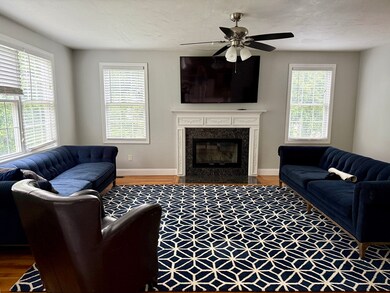 40 William St, South Dartmouth, MA 02748 - photo 5