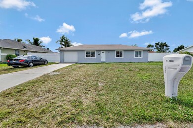 3040 Buccaneer Rd, Lake Worth, FL 33462 - photo 2