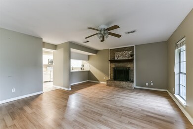 15014 Cypress Falls Dr, Cypress, TX 77429 - photo 4