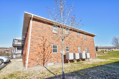 South side fo 281 Apple Tree Ct