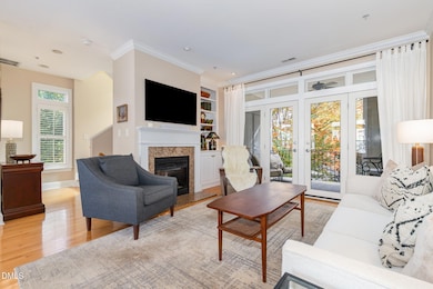 1120 Parkridge Ln unit 102, Raleigh, NC 27605 - photo 4