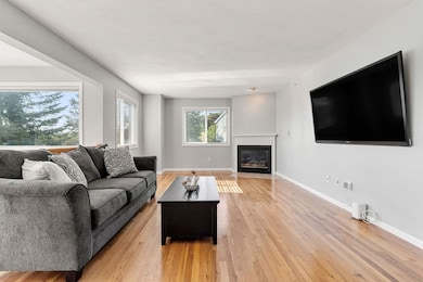 54 Cavendish Cir, Salem, MA 01970 - photo 4