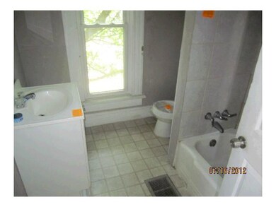 1310 Oak St, Columbus, OH 43205 - photo 7