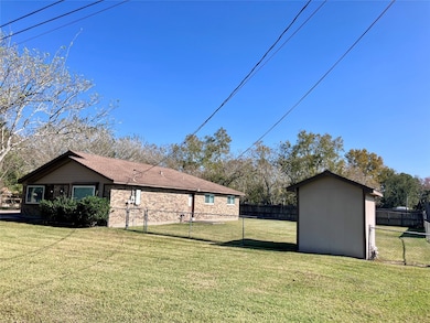 3807 Wade St, Santa Fe, TX 77517 - photo 2