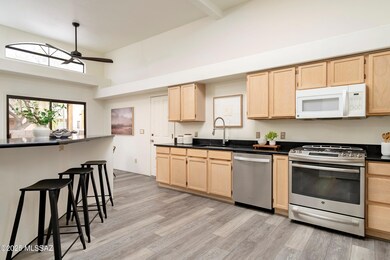 4297 N Rillito Creek Place, Tucson, AZ 85719 - photo 7