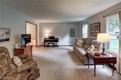 26471 Bayfair Dr, Olmsted Falls, OH 44138 - photo 4