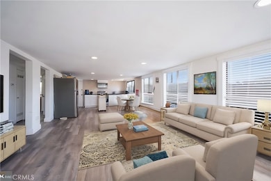 241 S 10th St, Grover Beach, CA 93433 - photo 2