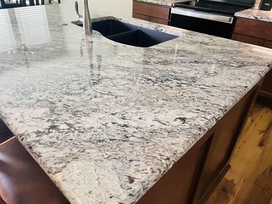 10571 W Sondra Ct, Maize, KS 67101 - photo 4